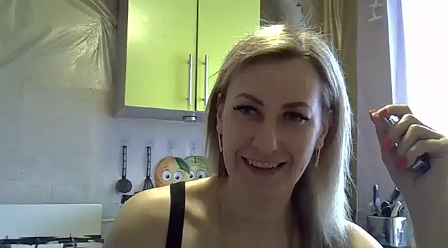 AshleyXHoney online show from 4, 2, 2025