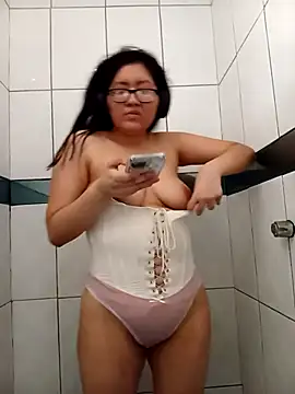 Snapshot of ladygmusic chatting on 22, 2, 2026 ladygmusic online show from 22, 2, 2026