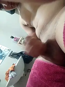 Snapshot of Guanin69jk chatting on 21, 10, 2025 Guanin69jk online show from 21, 10, 2025