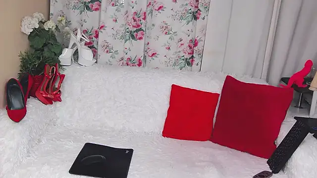 Snapshot of CandyBoobsDD chatting on 9, 1, 2026 CandyBoobsDD online show from 9, 1, 2026