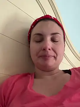 MilfyMrsRobinson online show from 29, 1, 2025