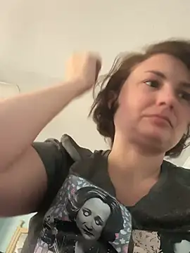 MilfyMrsRobinson online show from 19, 1, 2026