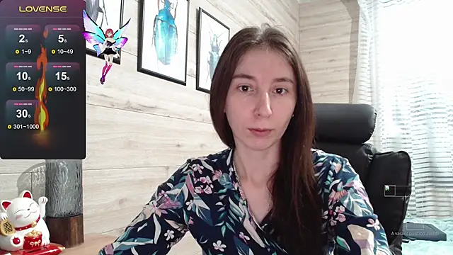 Snapshot of Wowpornoo chatting on 3, 10, 2025 Wowpornoo online show from 3, 10, 2025