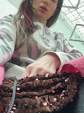 MooonReal online show from 7, 3, 2025