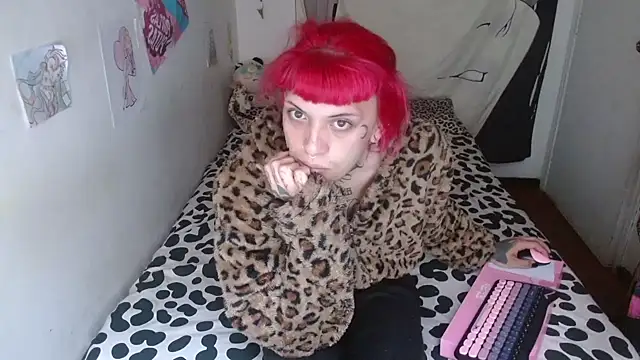 charlotbelucci  online show from 26, 6, 2026