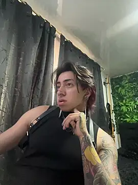 Snapshot of Yogurdebrownie69 chatting on 12, 2, 2025 Yogurdebrownie69 online show from 12, 2, 2025