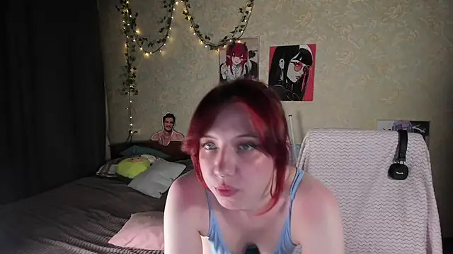 Snapshot of Love_is_Lola chatting on 18, 6, 2026 Love is Lola online show from 18, 6, 2026