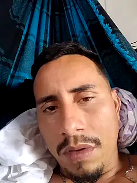 Snapshot of luissilva0071 chatting on 7, 3, 2025 luissilva0071 online show from 7, 3, 2025
