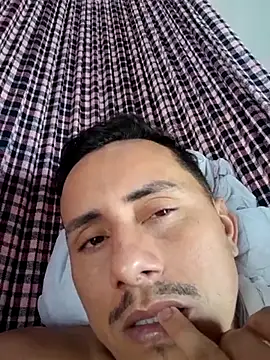 Snapshot of luissilva0071 chatting on 13, 3, 2025 luissilva0071 online show from 13, 3, 2025