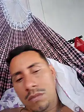 Snapshot of luissilva0071 chatting on 14, 3, 2025 luissilva0071 online show from 14, 3, 2025