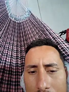 Snapshot of luissilva0071 chatting on 15, 3, 2025 luissilva0071 online show from 15, 3, 2025