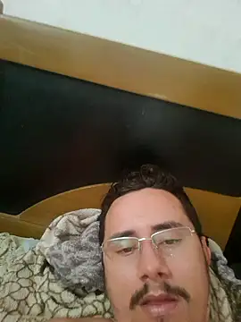 Snapshot of luissilva0071 chatting on 10, 9, 2025 luissilva0071 online show from 10, 9, 2025