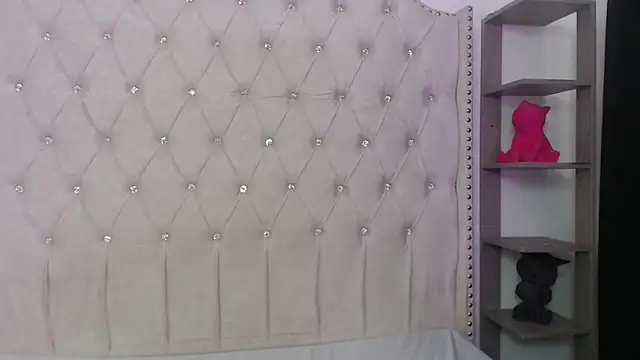 Snapshot of Abril_Squirt chatting on 26, 2, 2026 Abril Squirt online show from 26, 2, 2026