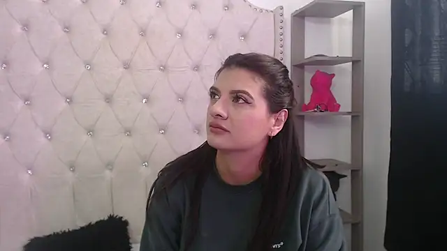 Snapshot of Abril_Squirt chatting on 1, 3, 2026 Abril Squirt online show from 1, 3, 2026