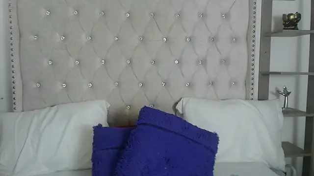 Snapshot of Abril_Squirt chatting on 2, 7, 2026 Abril Squirt online show from 2, 7, 2026