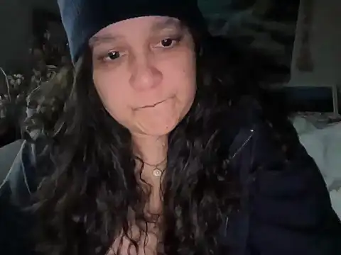 Snapshot of MelanieFawker chatting on 23, 10, 2025 MelanieFawker online show from 23, 10, 2025