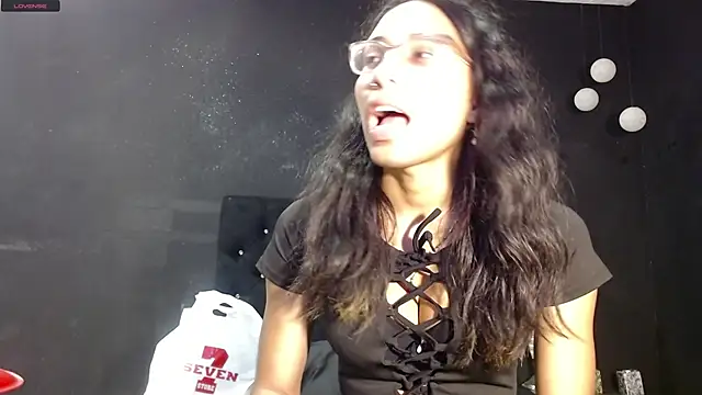 EmilyGomezLS online show from 9, 2, 2025