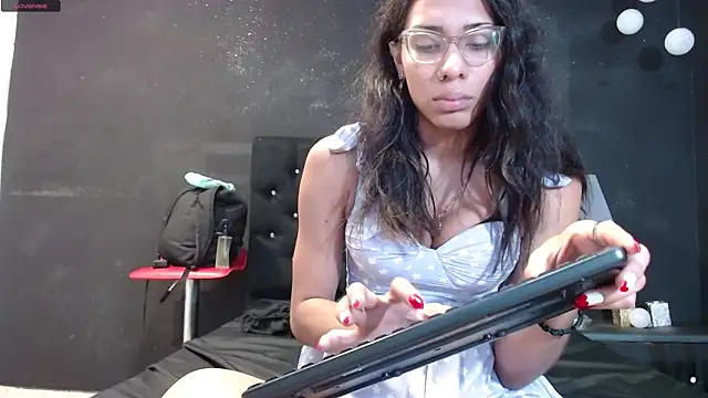 EmilyGomezLS online show from 12, 3, 2025