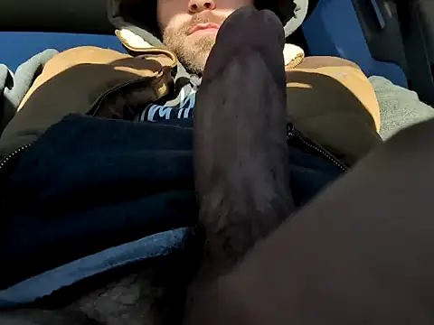 jwiththethickone413 online show from 3, 12, 2024