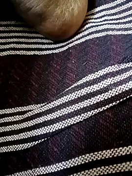 Snapshot of Tamil_boy_age28 chatting on 27, 10, 2025 Tamil boy age28 online show from 27, 10, 2025