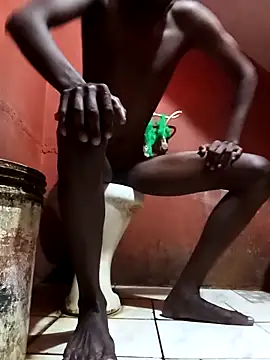 Snapshot of Tamil_boy_age28 chatting on 29, 10, 2025 Tamil boy age28 online show from 29, 10, 2025