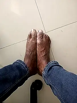 Snapshot of Tamil_boy_age28 chatting on 2, 11, 2025 Tamil boy age28 online show from 2, 11, 2025