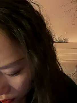 Eliza-E online show from 7, 1, 2026