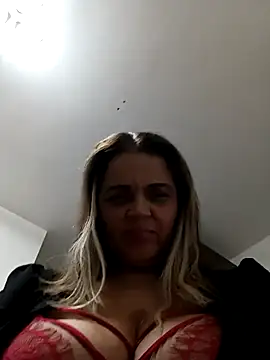 Snapshot of hugebobbs chatting on 23, 9, 2025 hugebobbs online show from 23, 9, 2025