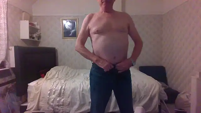 Snapshot of shaun63m chatting on 12, 4, 2026 shaun63m online show from 12, 4, 2026