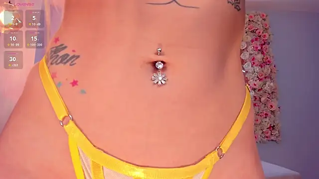 HannaConnor  online show from 12, 3, 2025