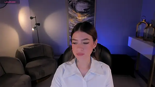 ViolettHansson online show from 29, 1, 2025