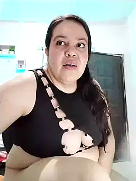 lunanataly online show from 1, 1, 2025