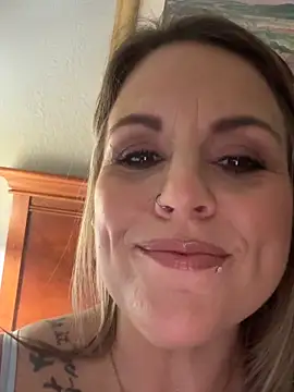 Snapshot of misssWet chatting on 25, 2, 2026 misssWet online show from 25, 2, 2026