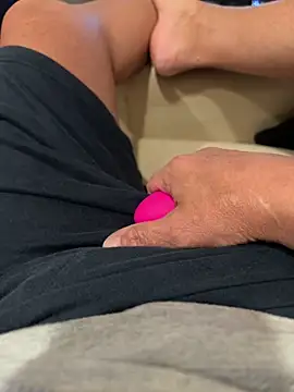 Snapshot of Teloficco chatting on 4, 10, 2025 Teloficco online show from 4, 10, 2025