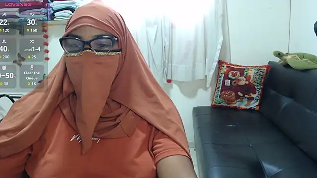 Snapshot of Aaliyah_brown chatting on 20, 9, 2025 Aaliyah brown online show from 20, 9, 2025