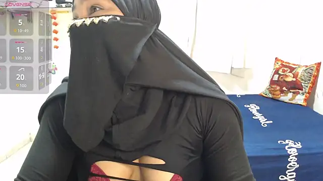 Snapshot of Aaliyah_brown chatting on 16, 10, 2025 Aaliyah brown online show from 16, 10, 2025