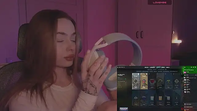  MayShy  online show from 20, 10, 2025