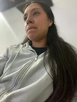 Salome golvert online show from 6, 12, 2024