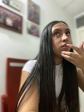 Salome golvert online show from 10, 1, 2025