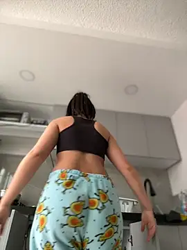 Salome golvert online show from 14, 9, 2025