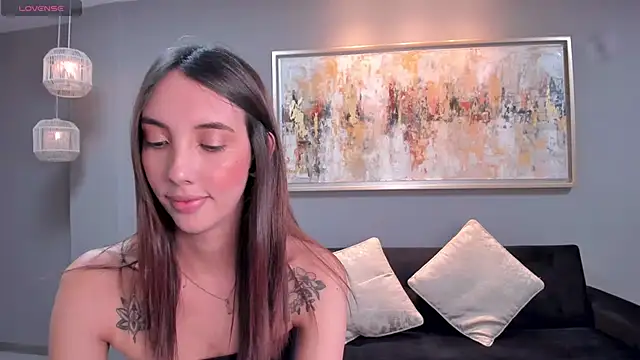 Snapshot of AnaisNin chatting on 12, 1, 2025 AnaisNin online show from 12, 1, 2025