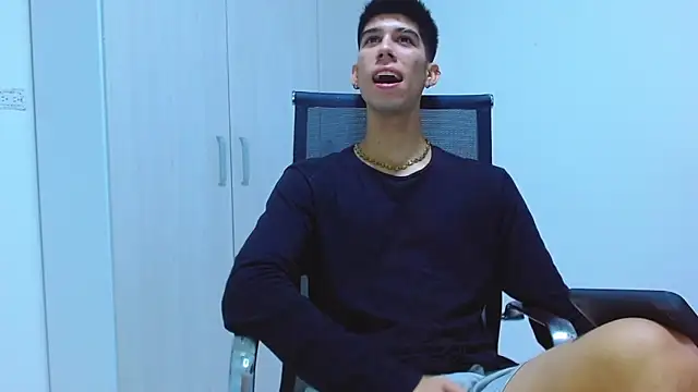 Snapshot of jhony-sex chatting on 27, 9, 2025 jhony-sex online show from 27, 9, 2025