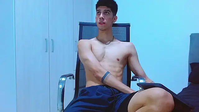 jhony-sex online show from 6, 11, 2025