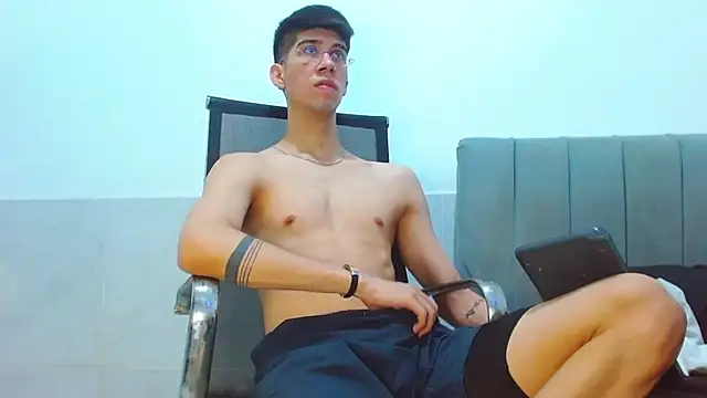 jhony-sex online show from 1, 8, 2026