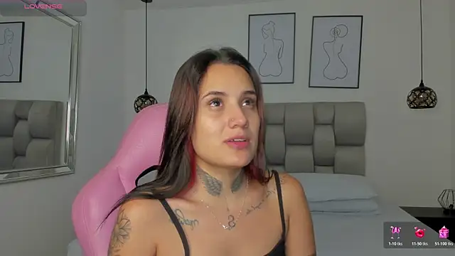 Susan-Sweet-7 online show from 20, 11, 2025