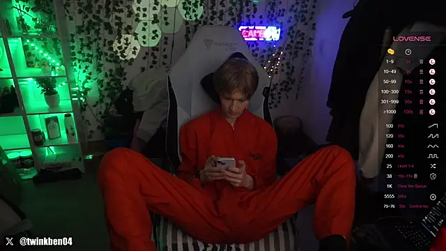 Snapshot of twinkben chatting on 22, 3, 2025 twinkben online show from 22, 3, 2025