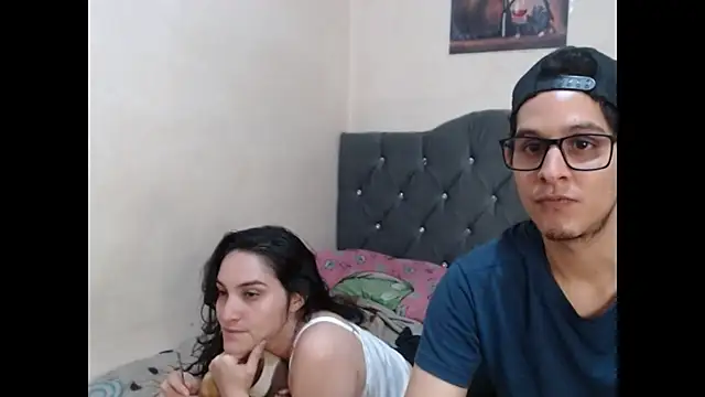 Snapshot of blackwolf_whitebee chatting on 8, 12, 2024 blackwolf whitebee online show from 8, 12, 2024
