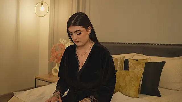 IrisBaker online show from 7, 3, 2026