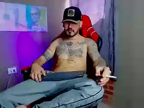 Snapshot of smoker445 chatting on 19, 1, 2025 smoker445 online show from 19, 1, 2025