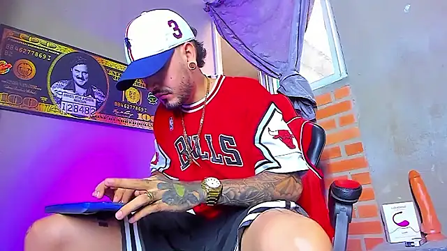 Snapshot of smoker445 chatting on 30, 9, 2025 smoker445 online show from 30, 9, 2025